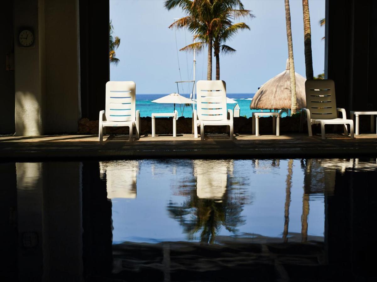 Palace In Moon Beach Onna Exterior photo